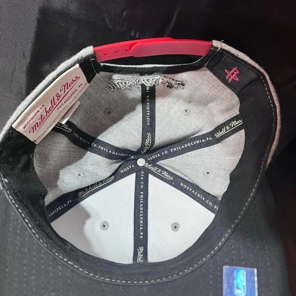 Houston ROCKETS Snapback Mitchell & Ness Cap Hat NBA Red Flat Bill Gray/Red Wool - Picture 6 of 6